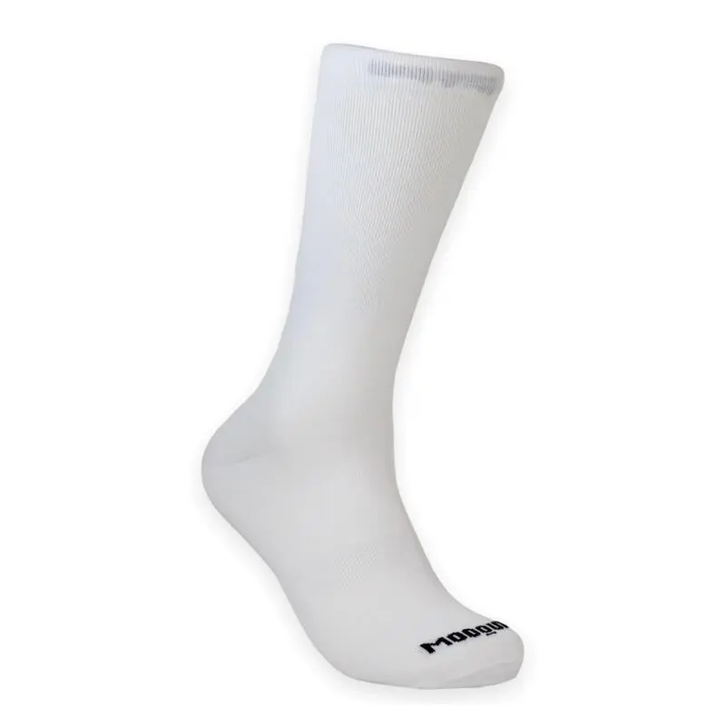 Calcetines Unisex Lisos Altos Mooquer Classy Evo Blanco Bordados En España 2 Calcetines Unisex Lisos Altos Mooquer Classy Evo Blanco Bordados En España - Imagen 2