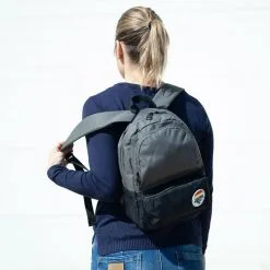 Mochila Senderismo SKECHERS 9.9L M.O.C.A Color Negro -CAMINAR comercio mochila senderismo skechers 99l moca color negro 3